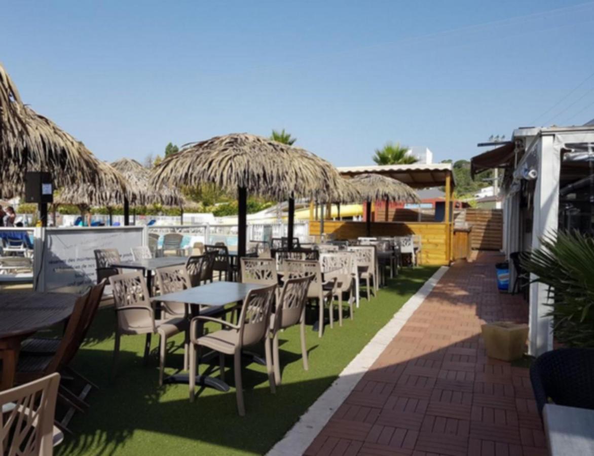 Grand Mobilehome Proche Commodite Fo10 Fréjus