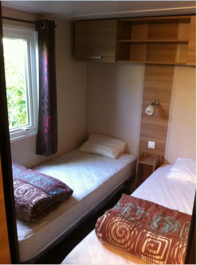Grand Mobilehome Proche Commodite Fo10 Frejus